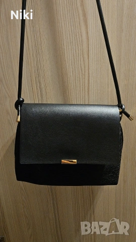 Черна дамска чанта 