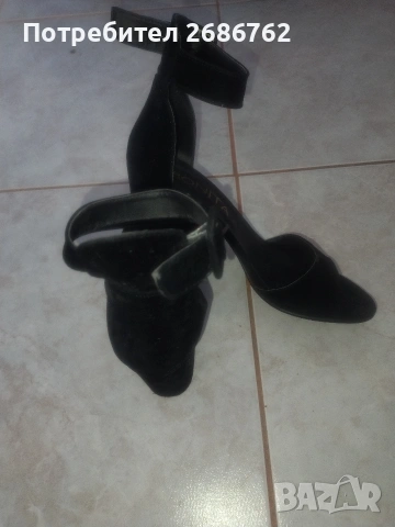 Дамски велурени елегантни сандали размер 36, снимка 8 - Маратонки - 53934076