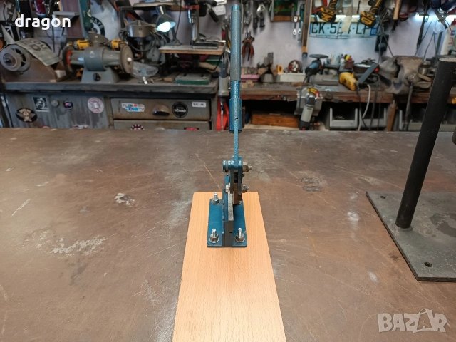 Гилотина / ножица за ламарина , снимка 4 - Други машини и части - 54076568