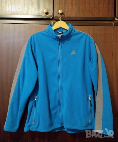 Туристическо мъжко яке. Ветровка.