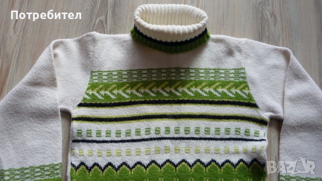 Пуловер с висока яка размер ХS-S