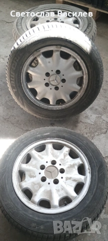 4 джанти 15" с летни гуми 205/65 за Mercedes E-Class, снимка 5 - Гуми и джанти - 54111545