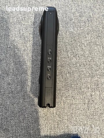 richo tetha z1 19gb - за части , снимка 2 - Камери - 51511170