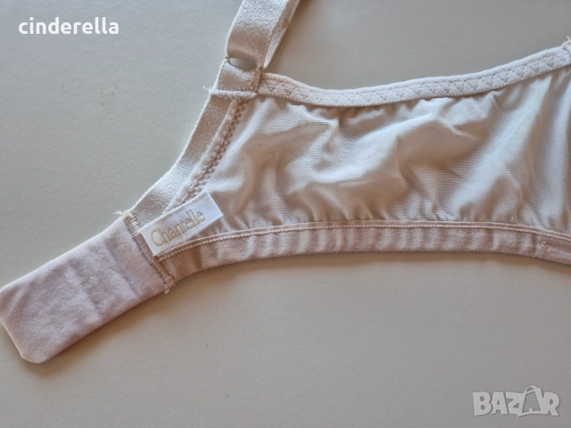 Сутиен 75D, бежов, дантела, с банел Chantelle, снимка 7 - Бельо - 53921583