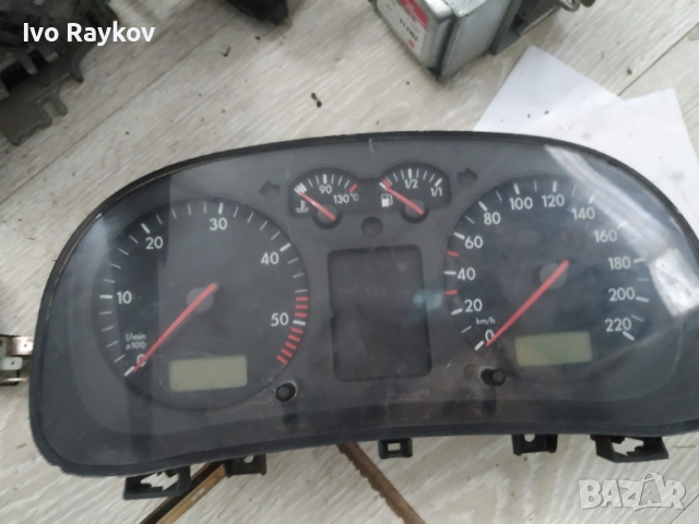 Табло Километраж за Volkswagen Golf IV, VW Golf 4, 1.4 16V, 1 035 100 002, 1035100002