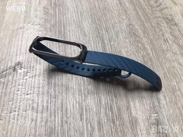 Каишка за Xiaomi MI Band 4, снимка 1 - Смарт гривни - 39947704