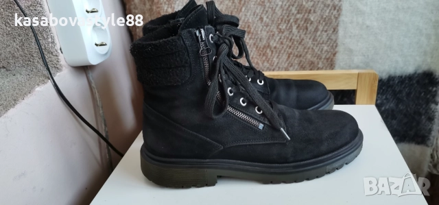 Боти от естествен велур 38.5н.