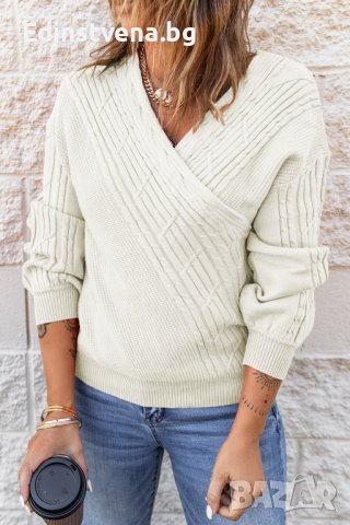 Дамски пуловер в бяло, снимка 2 - Блузи с дълъг ръкав и пуловери - 42781565