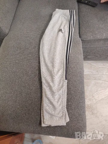 Мъжко спортно долнище на марката Adidas M, снимка 4 - Спортни дрехи, екипи - 56002246