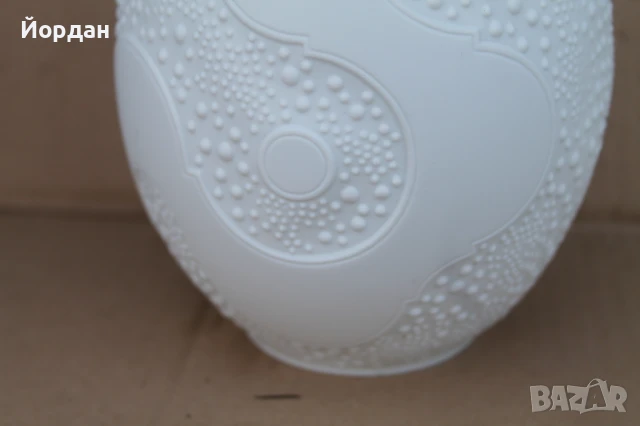 Немска порцеланова ваза ''Kaiser'', снимка 3 - Антикварни и старинни предмети - 51031542