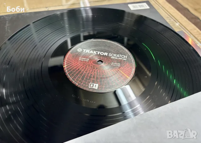 Звукова карта Traktor Audio 6 Native Instruments, снимка 3 - Ресийвъри, усилватели, смесителни пултове - 56507539