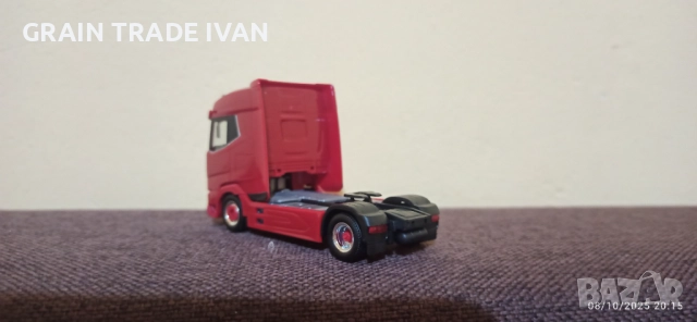 DAF XG+ 530! Herpa 1/87, снимка 4 - Колекции - 52674685