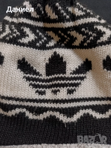 Шапка Adidas originals , снимка 2 - Шапки - 52470602