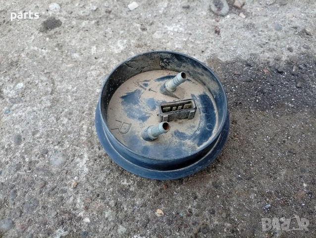 Капак Горивна Помпа Резервоар VW Пасат 3 - 4 - Голф 3 - Ауди - Сеат - 2282257 - 333919051B, снимка 5 - Части - 54085626