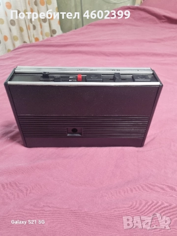 стар касетофон , снимка 5 - Радиокасетофони, транзистори - 51813535