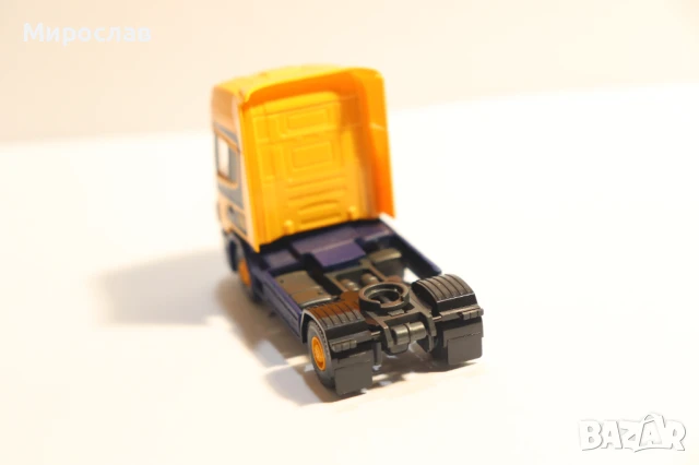 WIKING H0 1/87 SCANIA KАМИОН МОДЕЛ ТИР, снимка 4 - Колекции - 51073285
