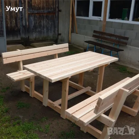 Комплект маса с две пейки 