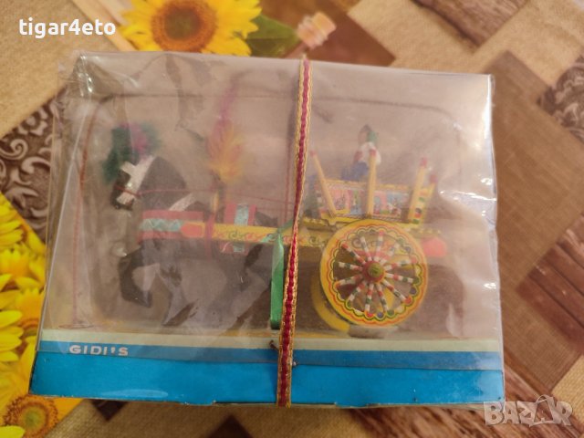 Кон с карета ръчна изработка 