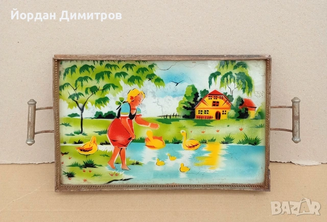 порцеланов поднос 