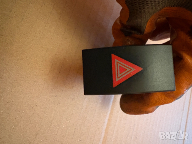   Бутон аварийни светлини за Skoda Superb I Sedan (12.2001 - 03.2008) Шкода Супърб, снимка 3 - Части - 54196097