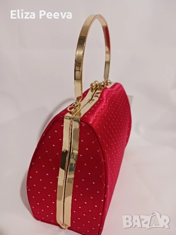 Официална червена чантичка, снимка 7 - Чанти - 52147639