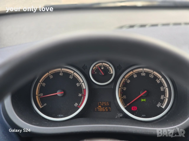 Опел Корса 2007 Бензин, снимка 8 - Автомобили и джипове - 54172930