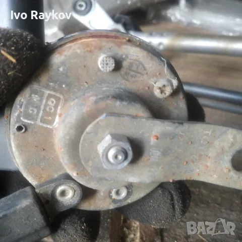 Моторче на чистачките BOSCH 0 390 201 580 . Toyota Yaris II, снимка 6 - Части - 47869097