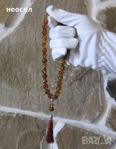 Кехлибарена броеница от натурален непресован балтийски кехлибар, цвят коняк 19.91 гр.