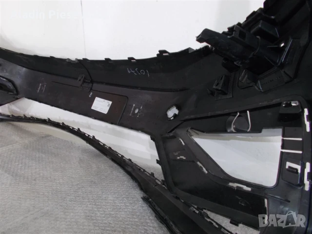 Предна броня VW Touran След 2016 R-Line код 5TA807221M , снимка 7 - Аксесоари и консумативи - 50471939