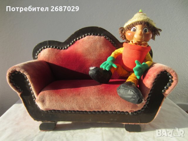 диван седалка за кукли играчка антика мека мебел