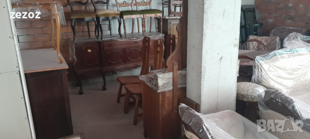 Старинни и антикварни мебели, снимка 3 - Секции и витрини - 33595437