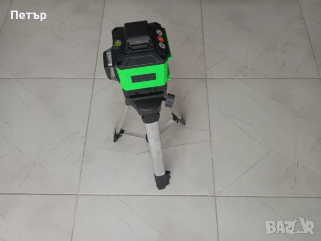 Лазерен нивелир 16 линии + 2 батерии, дистанционно, трипод 1м, магнитна стойка, IP54, снимка 4 - Кабели и адаптери - 42917155