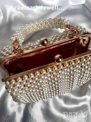 Дамска чанта ръчна изработка от перли цвят шампанско , снимка 3 - Чанти - 52288288