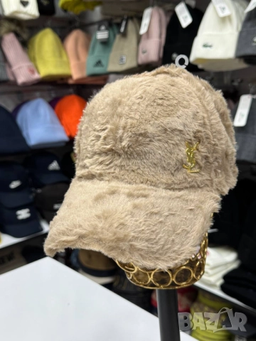 пухени шапки с козирка ysl saint laurent gucci, снимка 2 - Шапки - 52013769