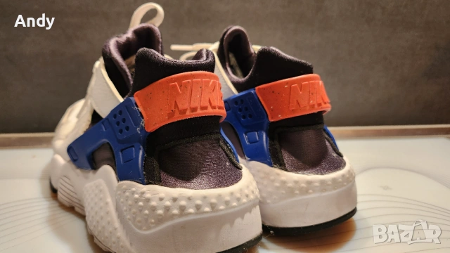 Детски маратонки Nike 33,5, снимка 3 - Детски маратонки - 53091582