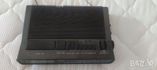 Радио часовник SABA, Германия. , снимка 2 - Радиокасетофони, транзистори - 37095746