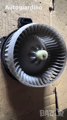 Вентилатор за парно зa Fiat Sedici - AV272700-0311