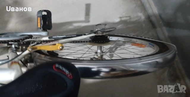 велосипед 26 цола, 24 скорости, дамска/ юношеска рамка, с монтирани калници, снимка 4 - Велосипеди - 50763709