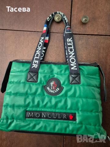 Продавам нова дамска чанта MONCLER, снимка 2 - Чанти - 51506781