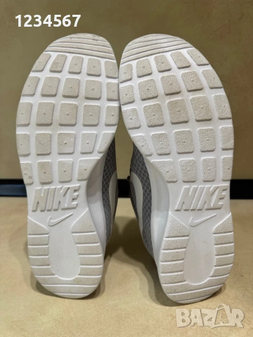 Nike Tanjun., снимка 4 - Маратонки - 54329112