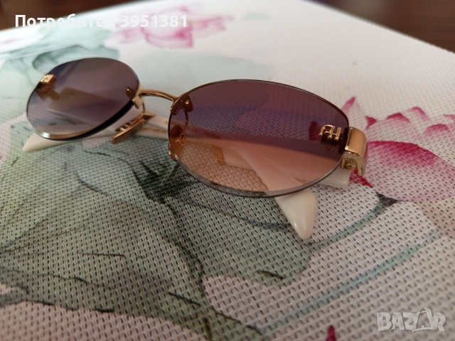 Дамски очила , снимка 2 - Слънчеви и диоптрични очила - 52772112