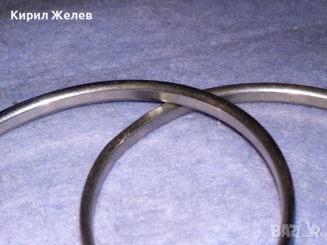 ДВЕ ЕЛЕГАНТНИ МОДНИ АРТ СТОМАНЕНИ ГРИВНИЧКИ СИНЯ и ЧЕРНА 37964, снимка 6 - Гривни - 40836422