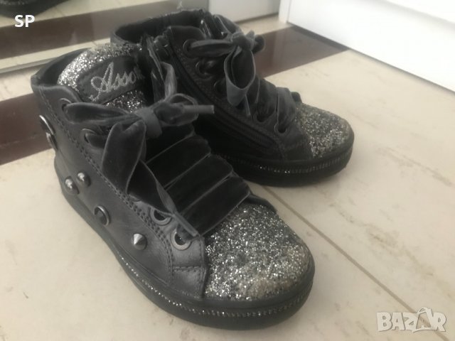 Боти (ботуши) с камъчета и капси, номер 29, снимка 2 - Детски боти и ботуши - 33749304