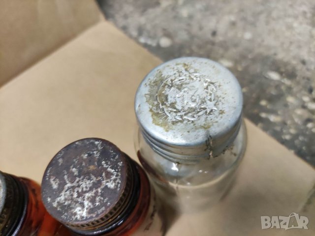 Продавам стари бирени, аптекарски , мляко шишета, снимка 7 - Други ценни предмети - 32101325