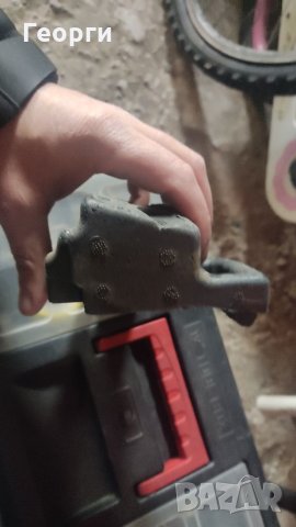 Десен държач /буфер под броня/ ограничител за броня за Opel Zafira B. , снимка 3 - Аксесоари и консумативи - 35091670