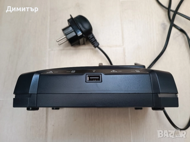 Комбинирано зарядно Bosch GAX 18V-30, снимка 4 - Винтоверти - 38660920