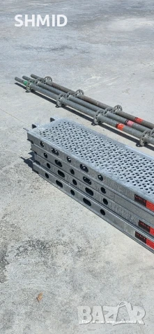 Монтажници за скелета