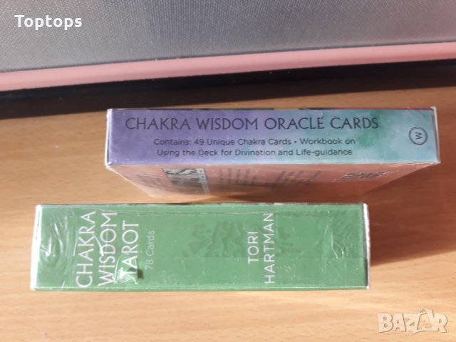 Комплект от 2 колоди таро и оракул карти Chakra Wisdom на Tori Hartman, снимка 3 - Карти за игра - 34296883