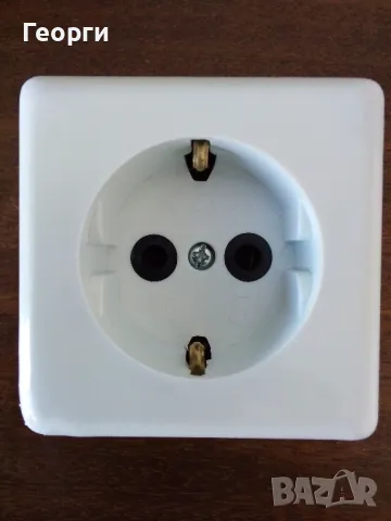 Контакт, снимка 1