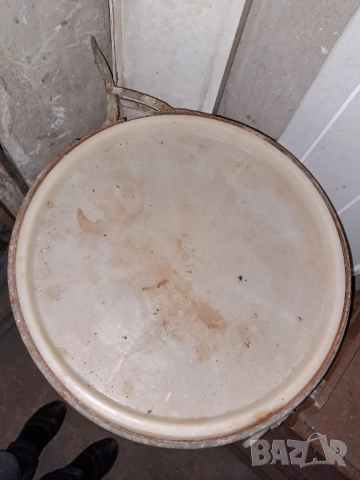 Голям бидон с широк капак, снимка 2 - Други стоки за дома - 51614456